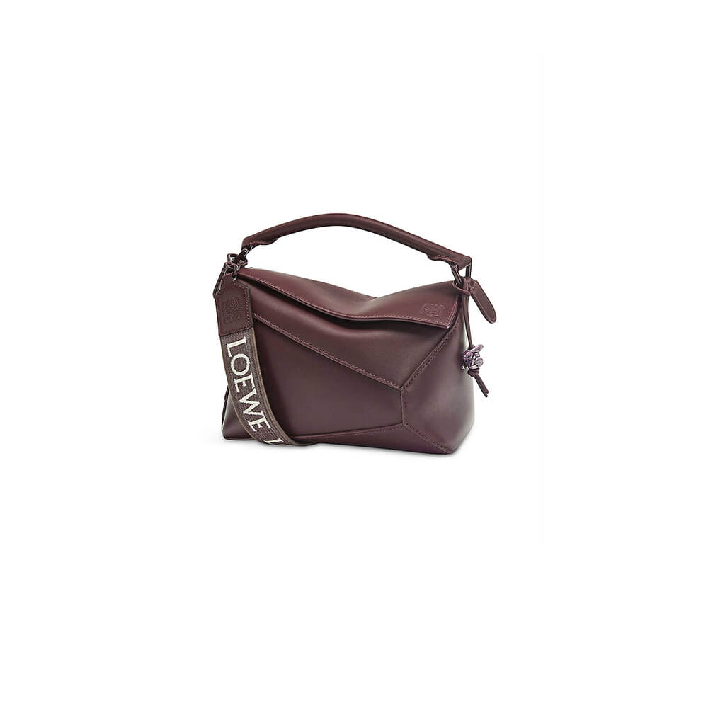 1-29.jpg LOEWE Small Puzzle Bag