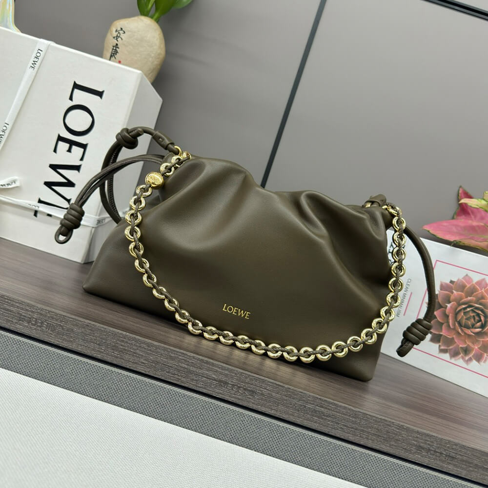 2-159.jpg Loewe Medium Flamenco purse in mellow nappa lambskin