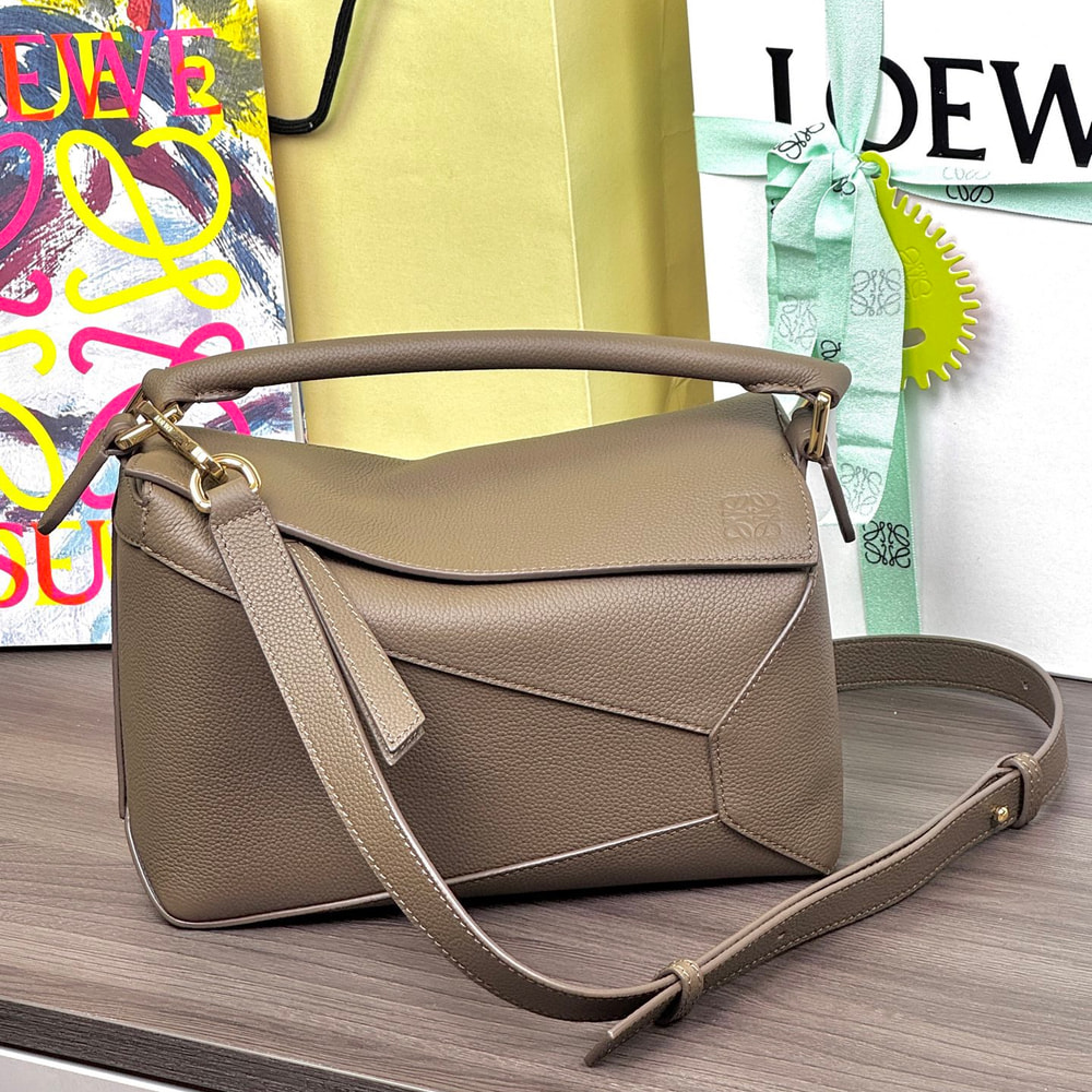 2-252.jpg Loewe Small Puzzle Edge bag in soft grained calfskin(HIGH-END GRADE)