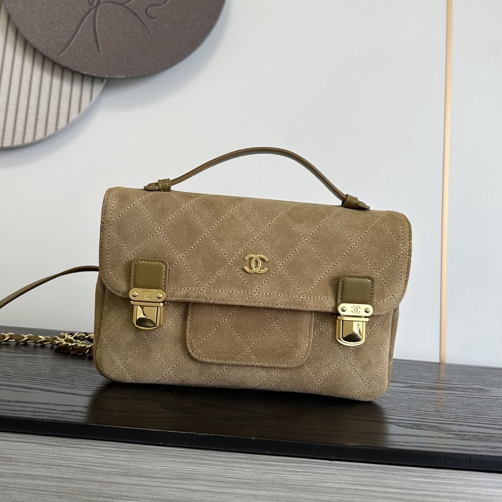 2-269.jpg CHANEL Backpack(HIGH-END GRADE)