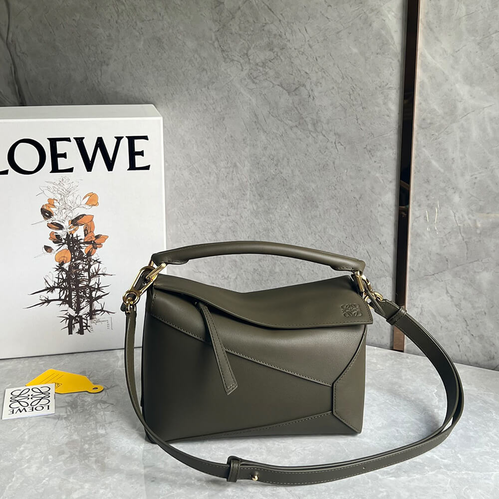 2-274.jpg Loewe Small Puzzle Edge bag in classic calfskin(High-end grade)