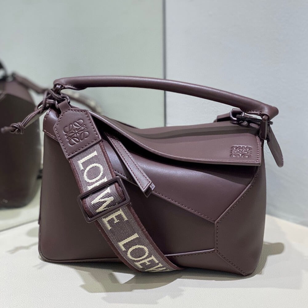 2-29.jpg LOEWE Small Puzzle Bag