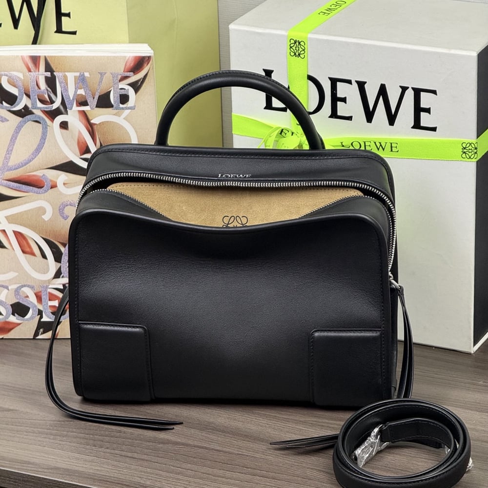 2-376.jpg Loewe Medium Amazona 180 bag in soft calfskin(HIGH-END GRADE)