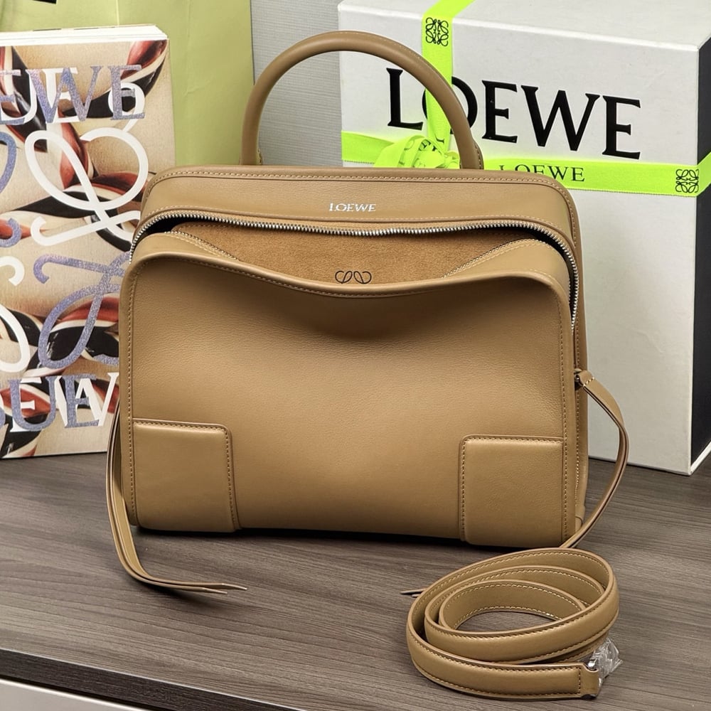 2-377.jpg Loewe Medium Amazona 180 bag in soft calfskin(HIGH-END GRADE)
