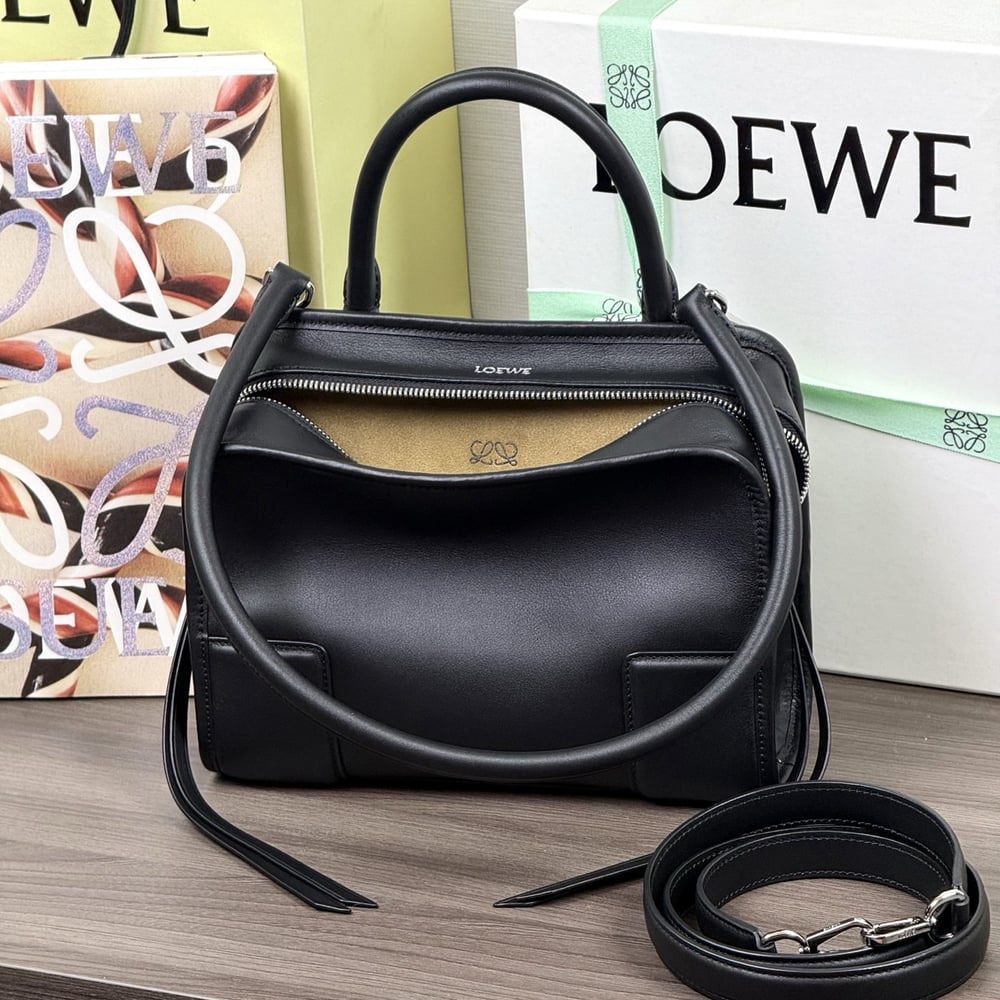 2-381.jpg Loewe Small Amazona 180 bag in soft calfskin(HIGH-END GRADE)