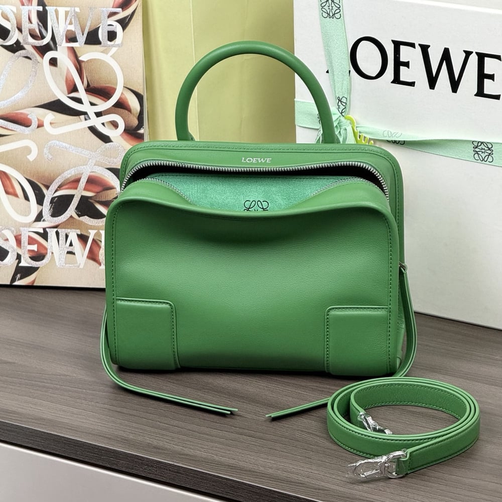 2-384.jpg Loewe Small Amazona 180 bag in soft calfskin(HIGH-END GRADE)