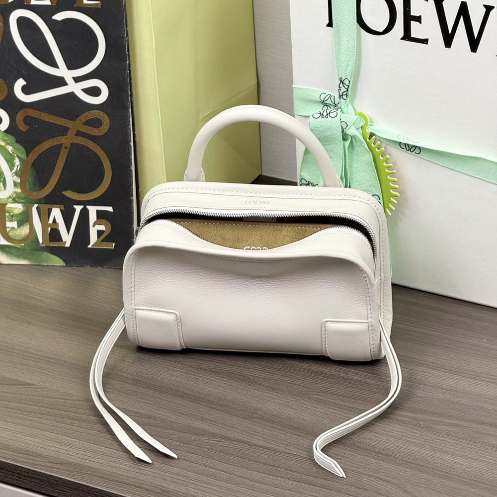 2-389.jpg Loewe Mini Amazona 180 bag in soft calfskin(HIGH-END GRADE)