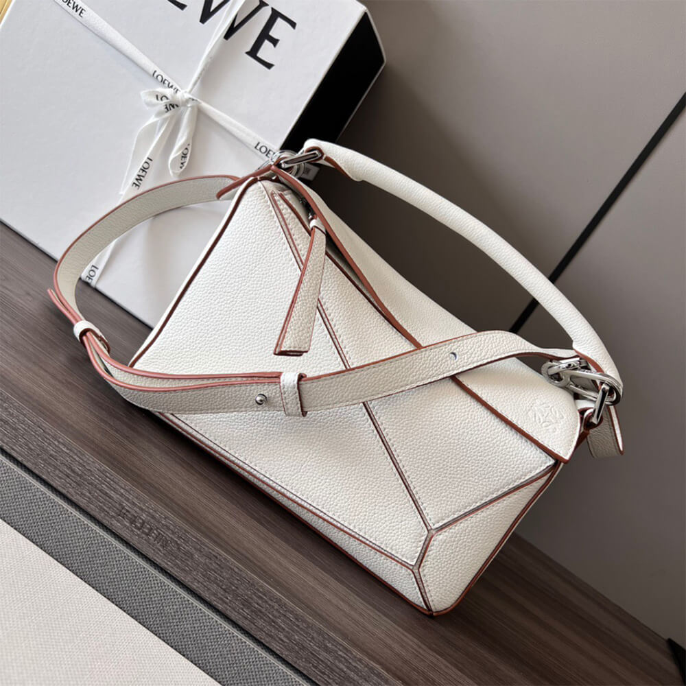 2-41-1.jpg LOEWE Small Puzzle Bag