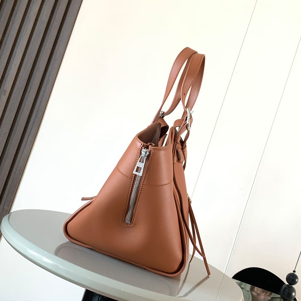 3-219.jpg LOEWE Hammock Flip bag in classic calfskin(HIGH-END GRADE)