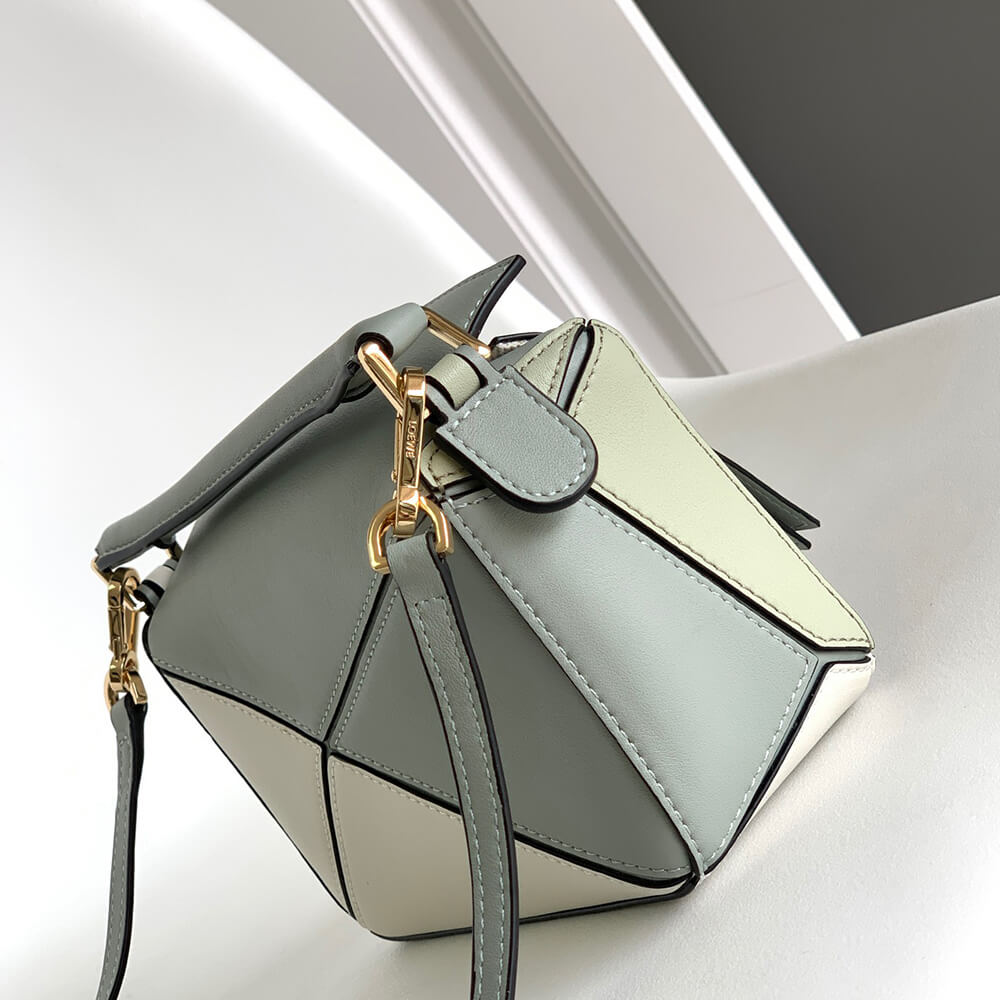 3-24-1.jpg LOEWE Mini Puzzle bag