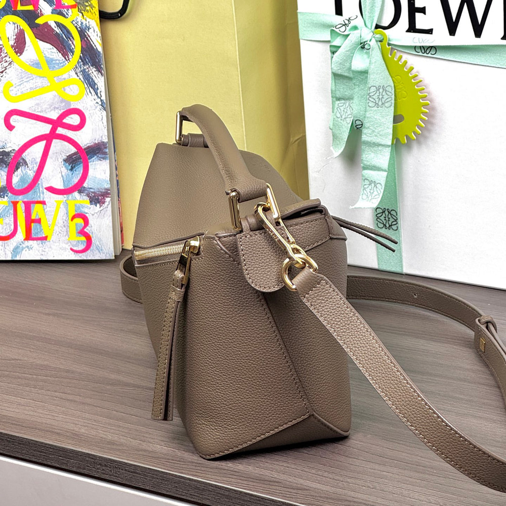 3-252.jpg Loewe Small Puzzle Edge bag in soft grained calfskin(HIGH-END GRADE)