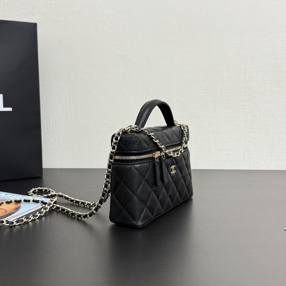 3-279.jpg CHANEL Vanity Case(HIGH-END GRADE)