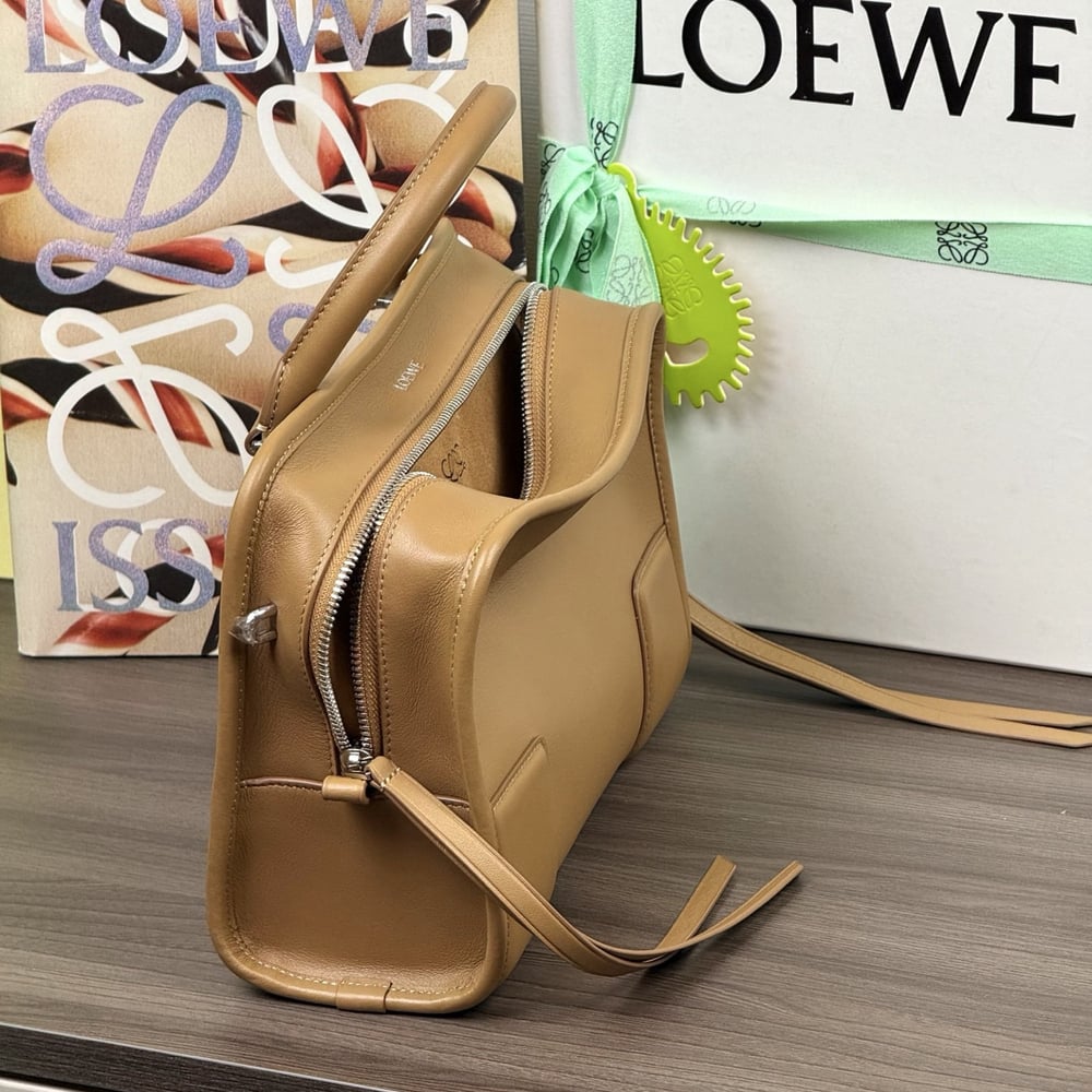 3-378.jpg Loewe Small Amazona 180 bag in soft calfskin(HIGH-END GRADE)