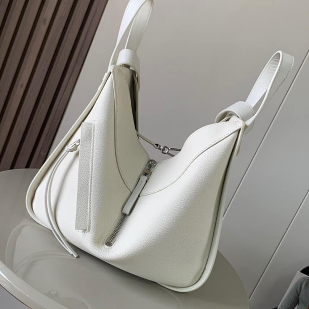 3-4-1.jpg Small Hammock bag in soft grained calfskin(HIGH-END GRADE)