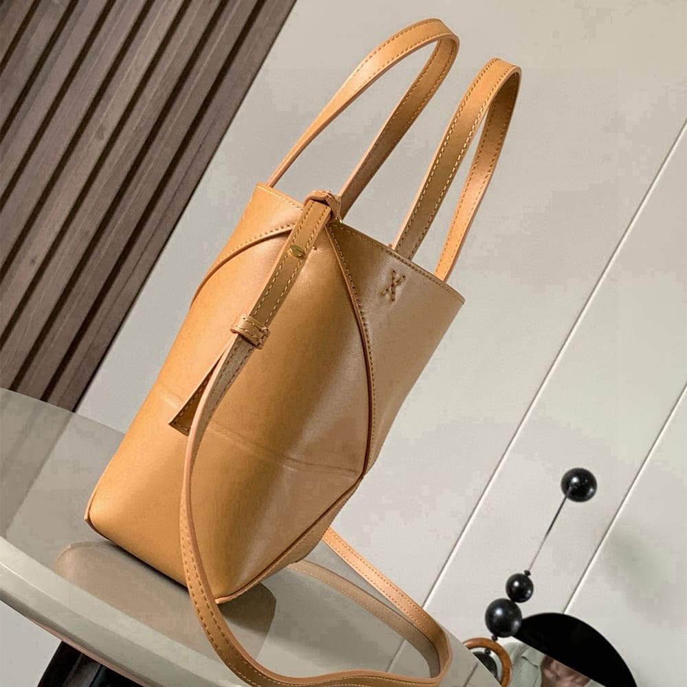 3-73.jpg LOEWE Mini Puzzle Fold tote in shiny calfskin(HIGH-END GRADE)