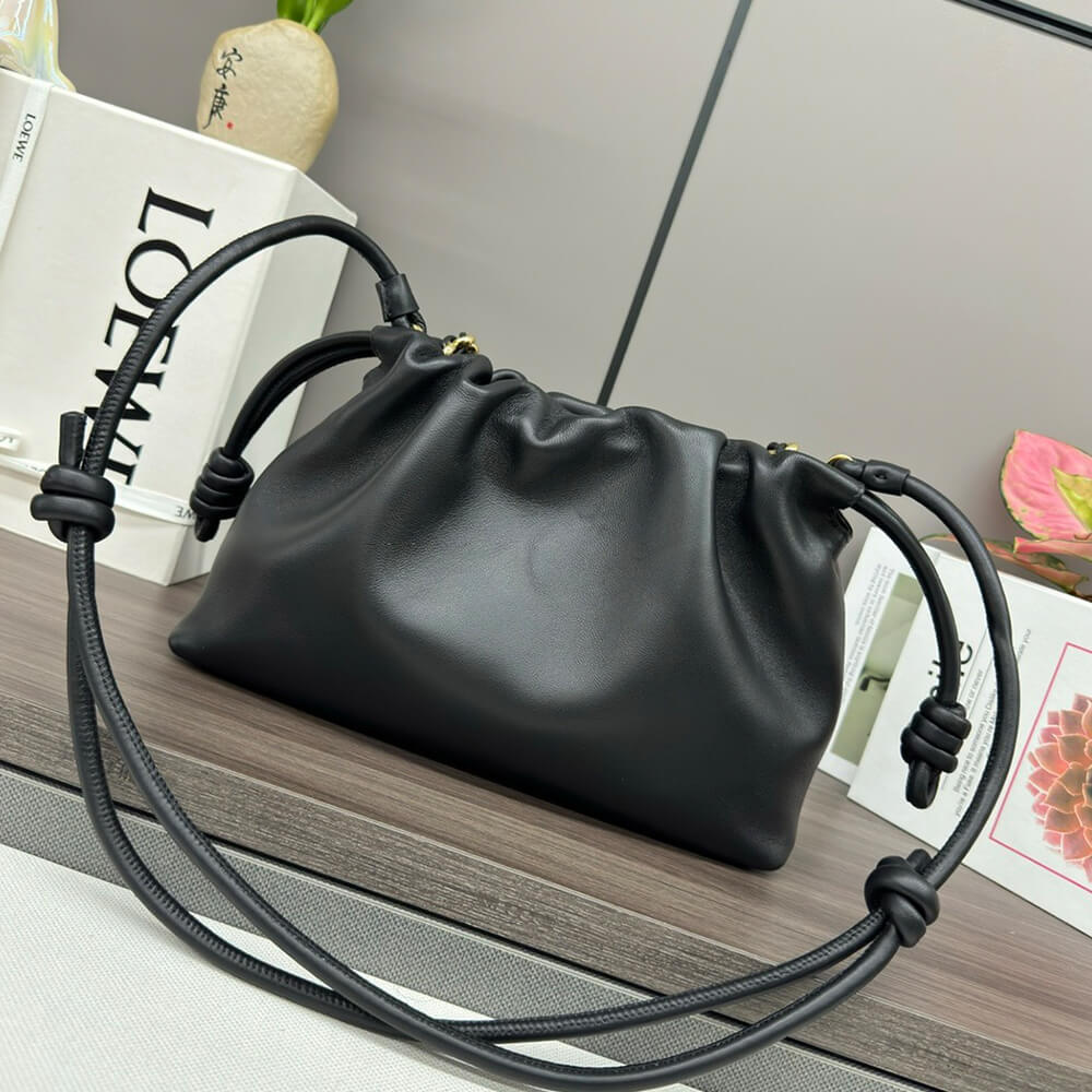 4-156.jpg Loewe Medium Flamenco purse in mellow nappa lambskin