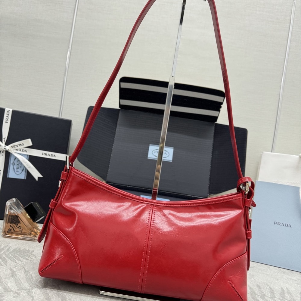 4-161-1.jpg Prada Aimèe medium leather shoulder bag(HIGH-END GRADE)