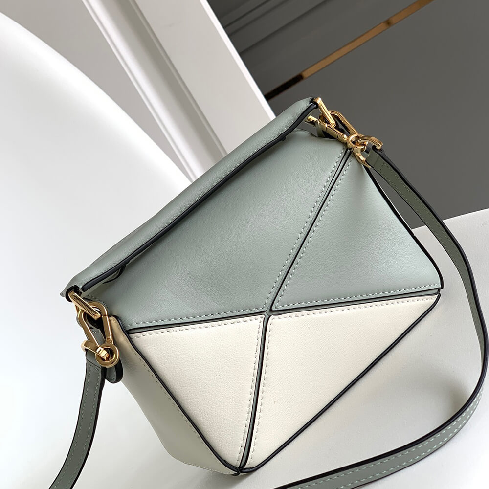 4-24-1.jpg LOEWE Mini Puzzle bag