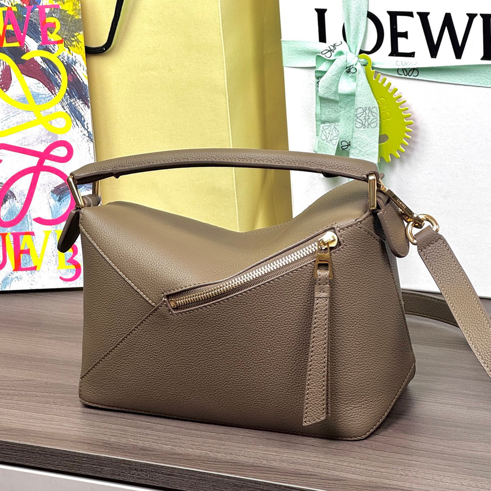 4-252.jpg Loewe Small Puzzle Edge bag in soft grained calfskin(HIGH-END GRADE)