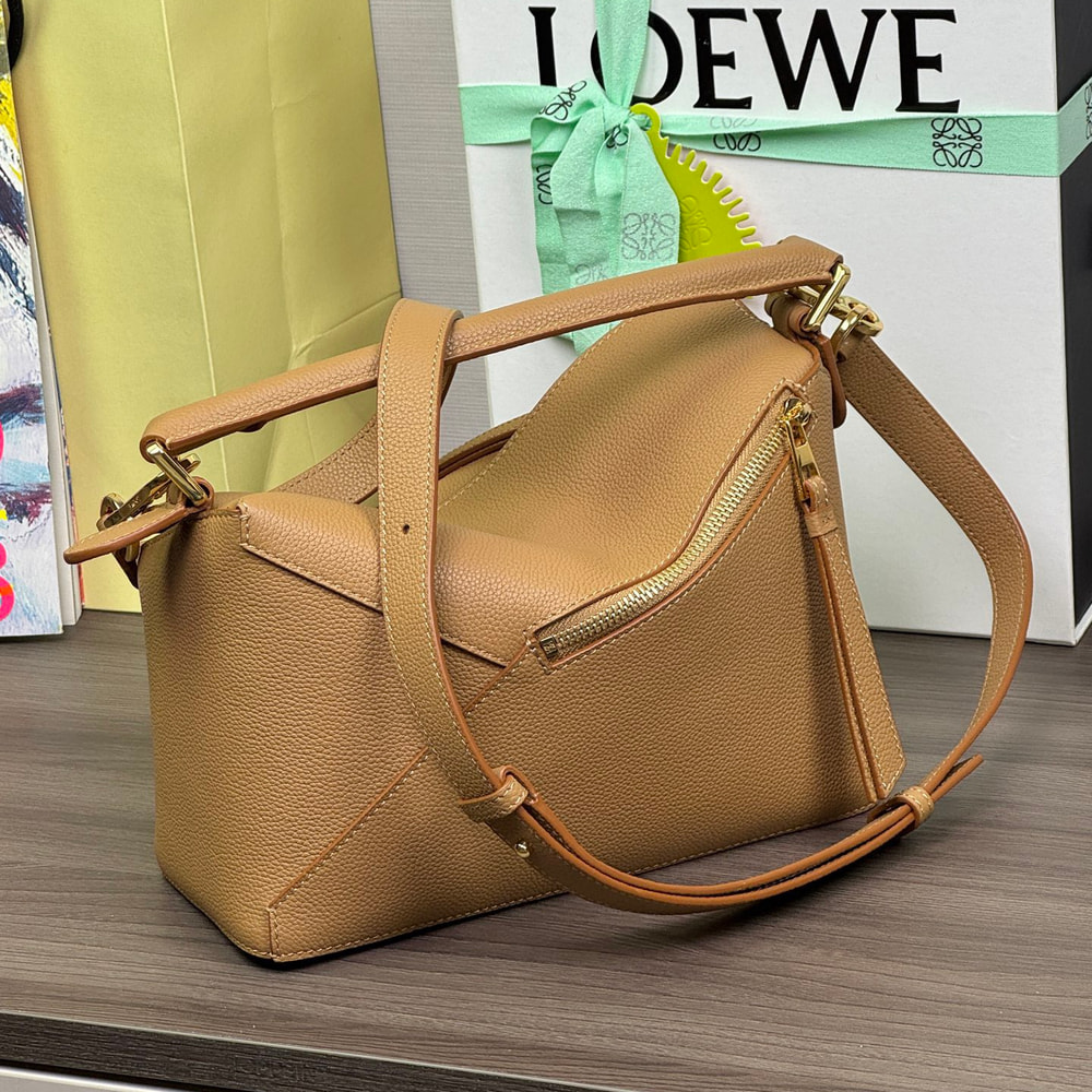 4-253.jpg Loewe Small Puzzle Edge bag in soft grained calfskin(HIGH-END GRADE)