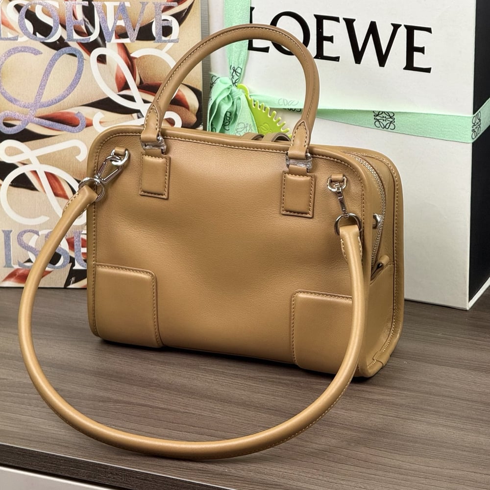 4-378.jpg Loewe Small Amazona 180 bag in soft calfskin(HIGH-END GRADE)