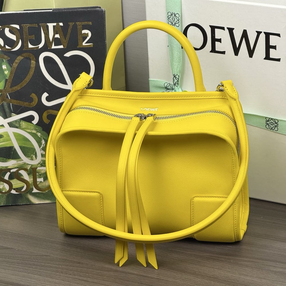 4-385.jpg Loewe Small Amazona 180 bag in soft calfskin(HIGH-END GRADE)