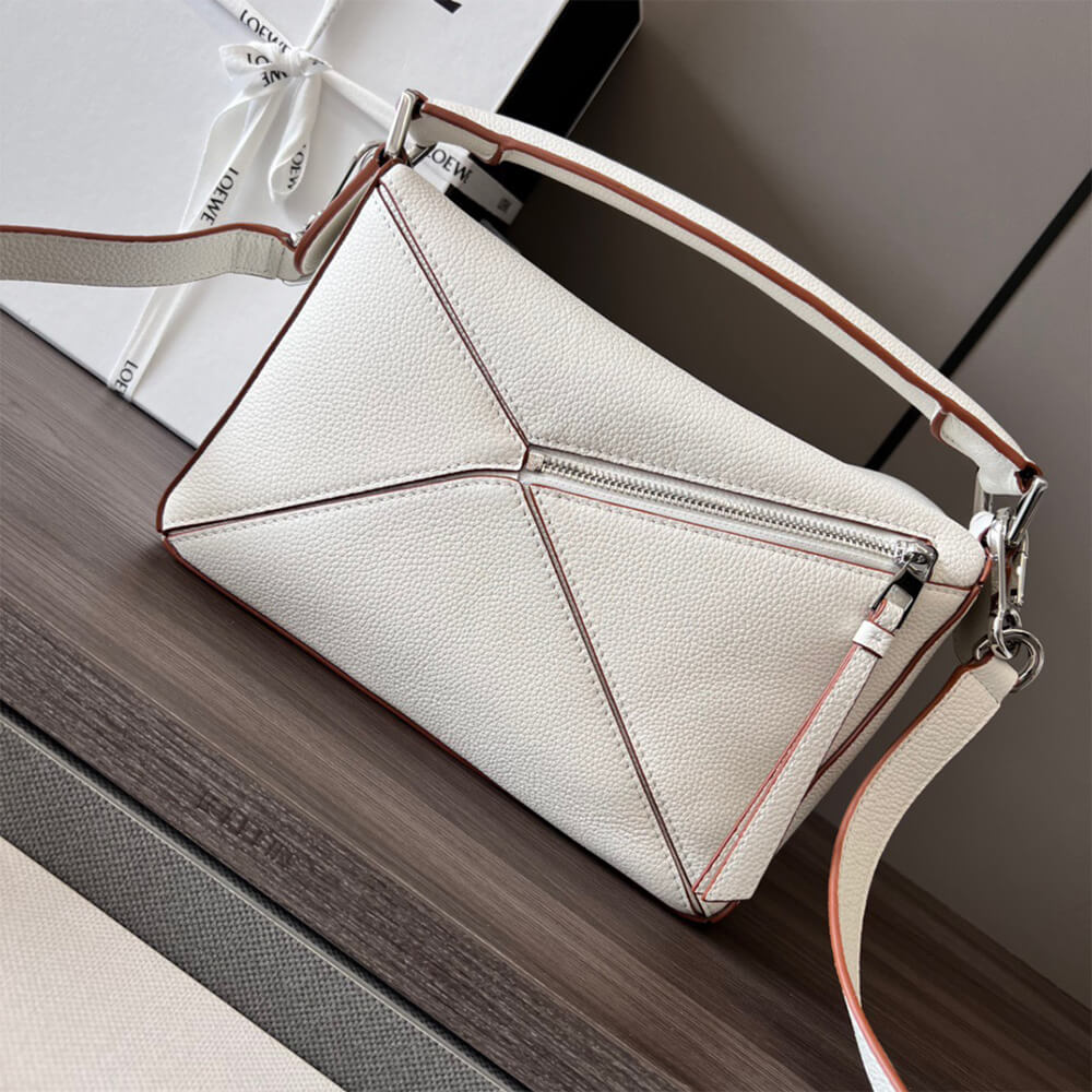 4-41-1.jpg LOEWE Small Puzzle Bag