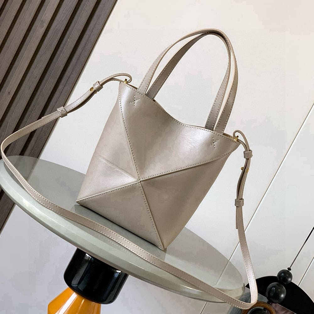 4-72.jpg LOEWE Mini Puzzle Fold tote in shiny calfskin(HIGH-END GRADE)