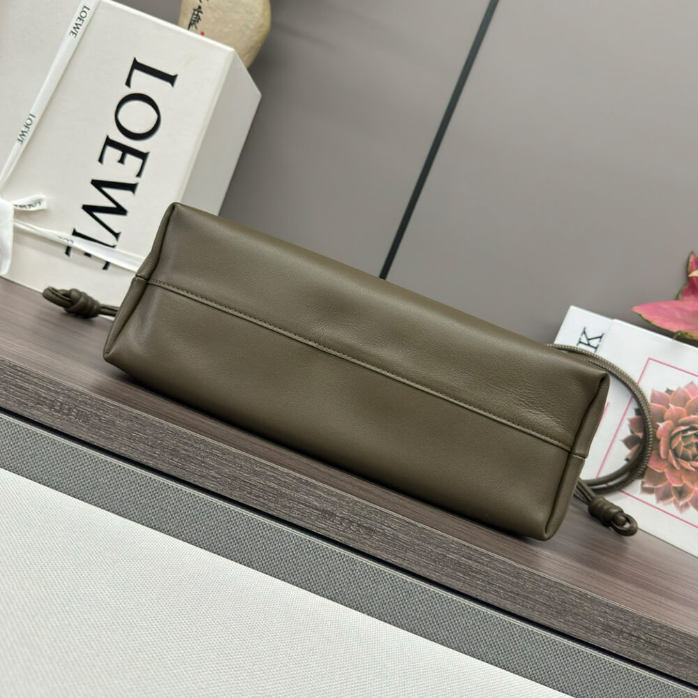 5-159.jpg Loewe Medium Flamenco purse in mellow nappa lambskin