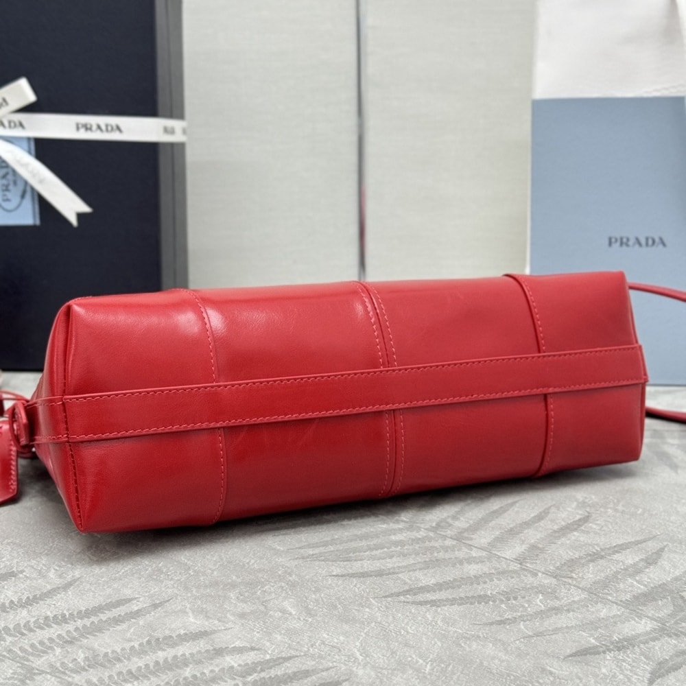 5-161-1.jpg Prada Aimèe medium leather shoulder bag(HIGH-END GRADE)