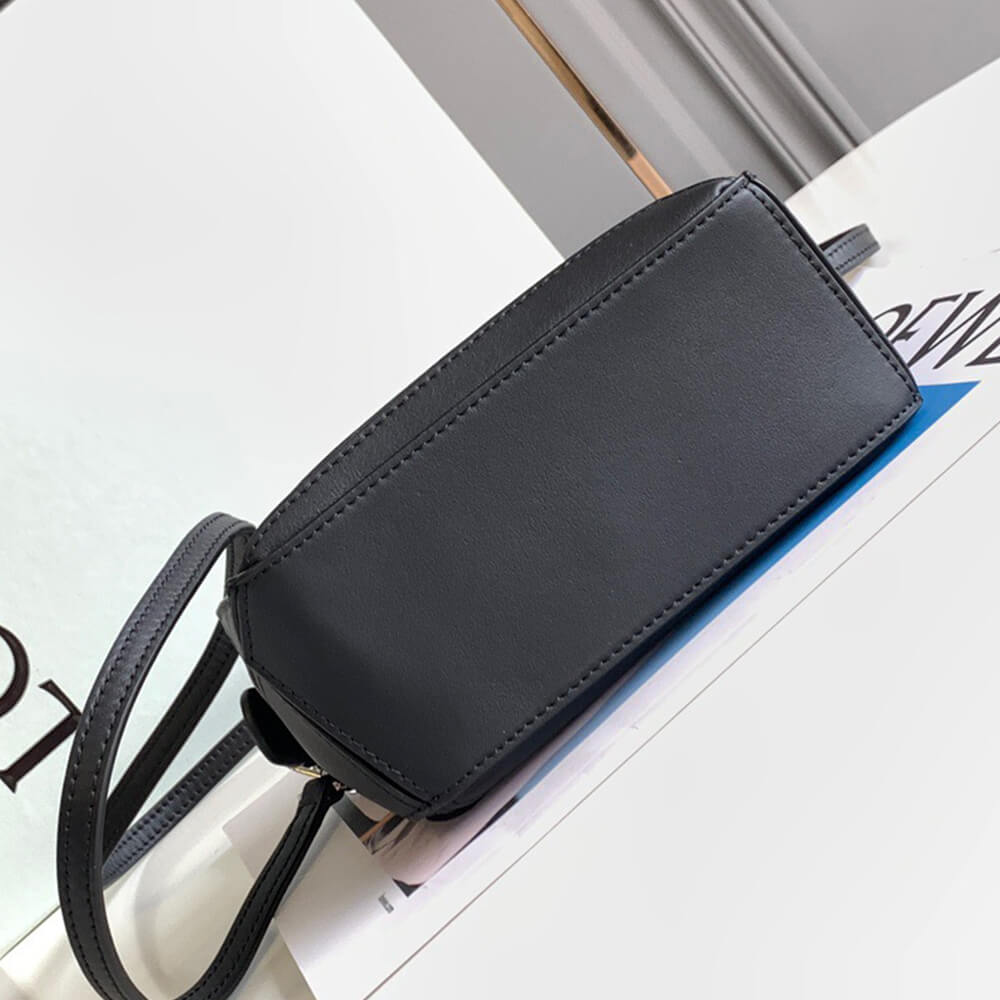 5-17.jpg LOEWE Mini Puzzle bag