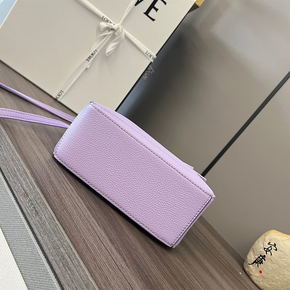 5-21.jpg LOEWE Mini Puzzle bag