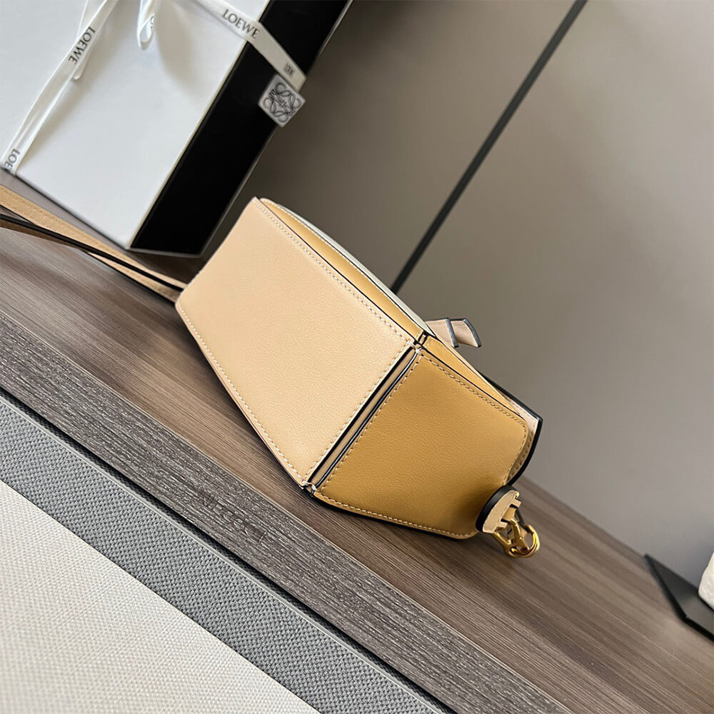 5-25-1.jpg LOEWE Mini Puzzle bag
