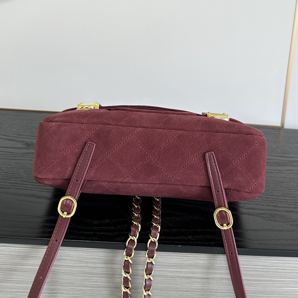 5-270.jpg CHANEL Backpack(HIGH-END GRADE)