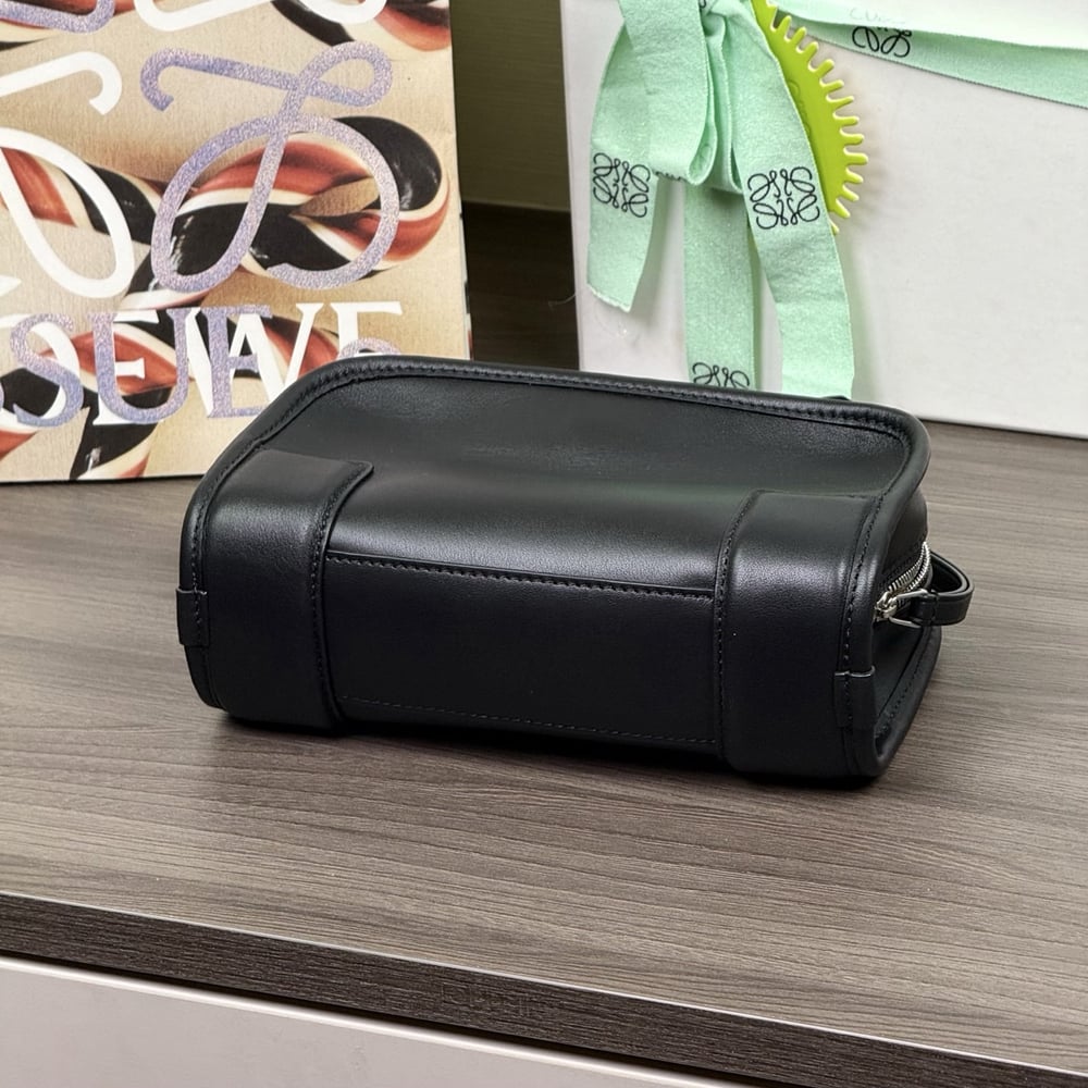 5-388.jpg Loewe Mini Amazona 180 bag in soft calfskin(HIGH-END GRADE)