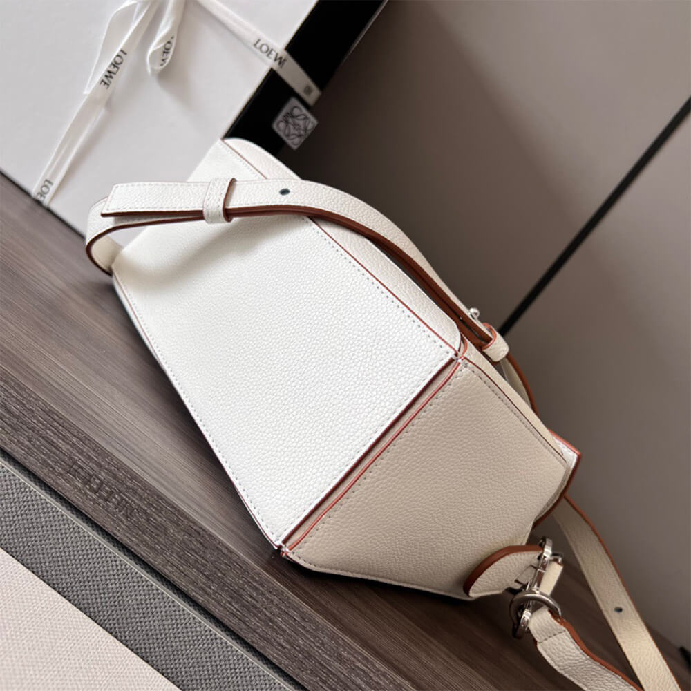 5-41-1.jpg LOEWE Small Puzzle Bag