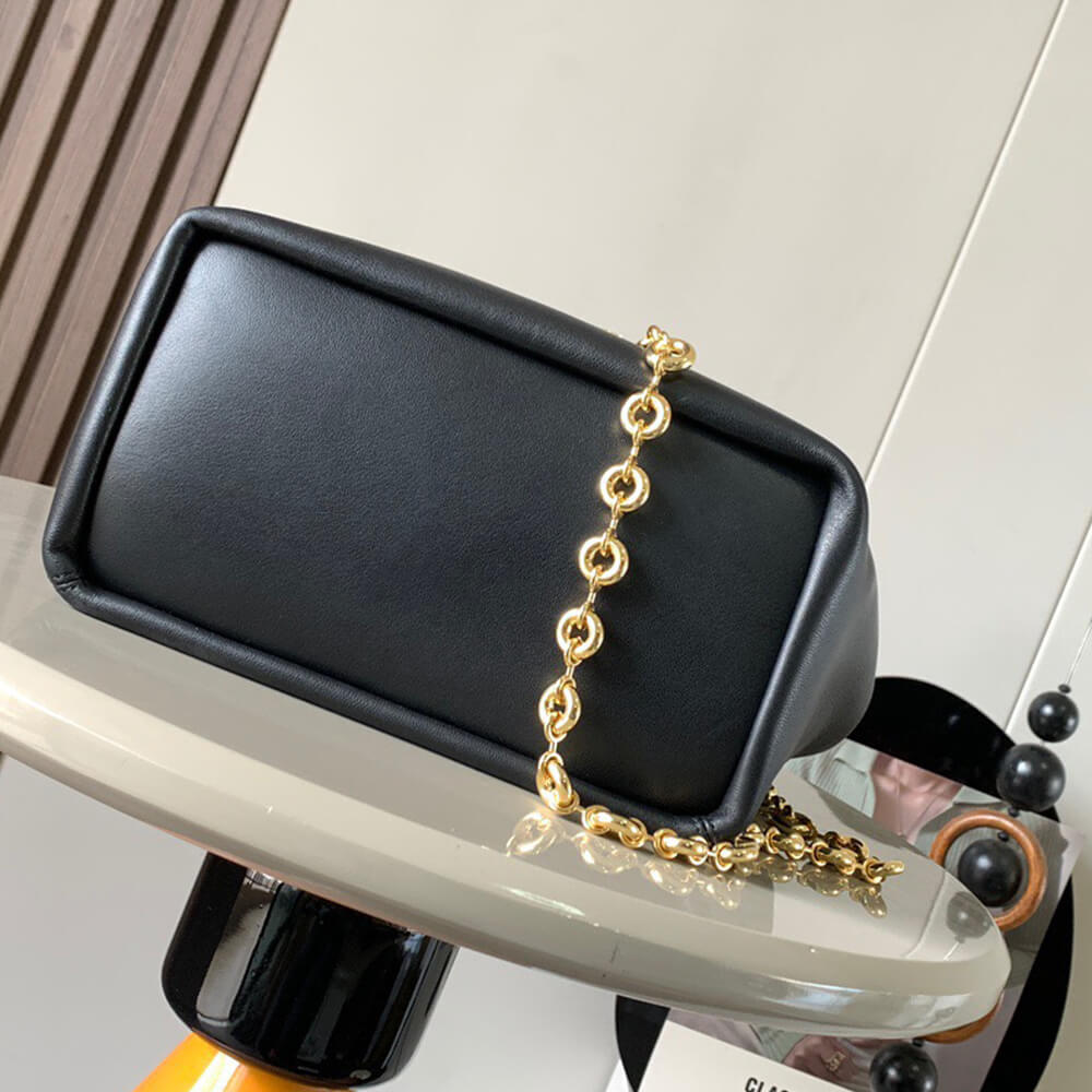 5-43.jpg Loewe Small Squeeze bag in nappa lambskin