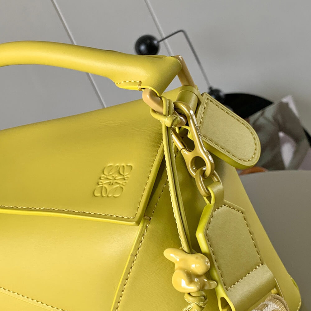 5-66-1.jpg LOEWE Small Puzzle Bag