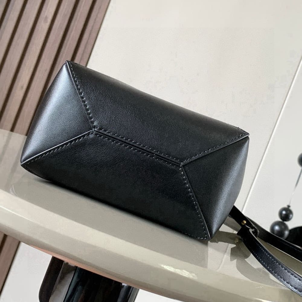 5-71.jpg LOEWE Mini Puzzle Fold tote in shiny calfskin(HIGH-END GRADE)