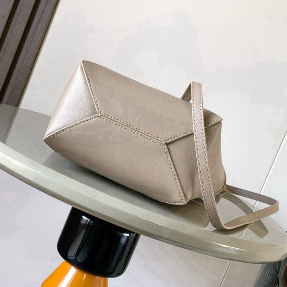 5-72.jpg LOEWE Mini Puzzle Fold tote in shiny calfskin(HIGH-END GRADE)