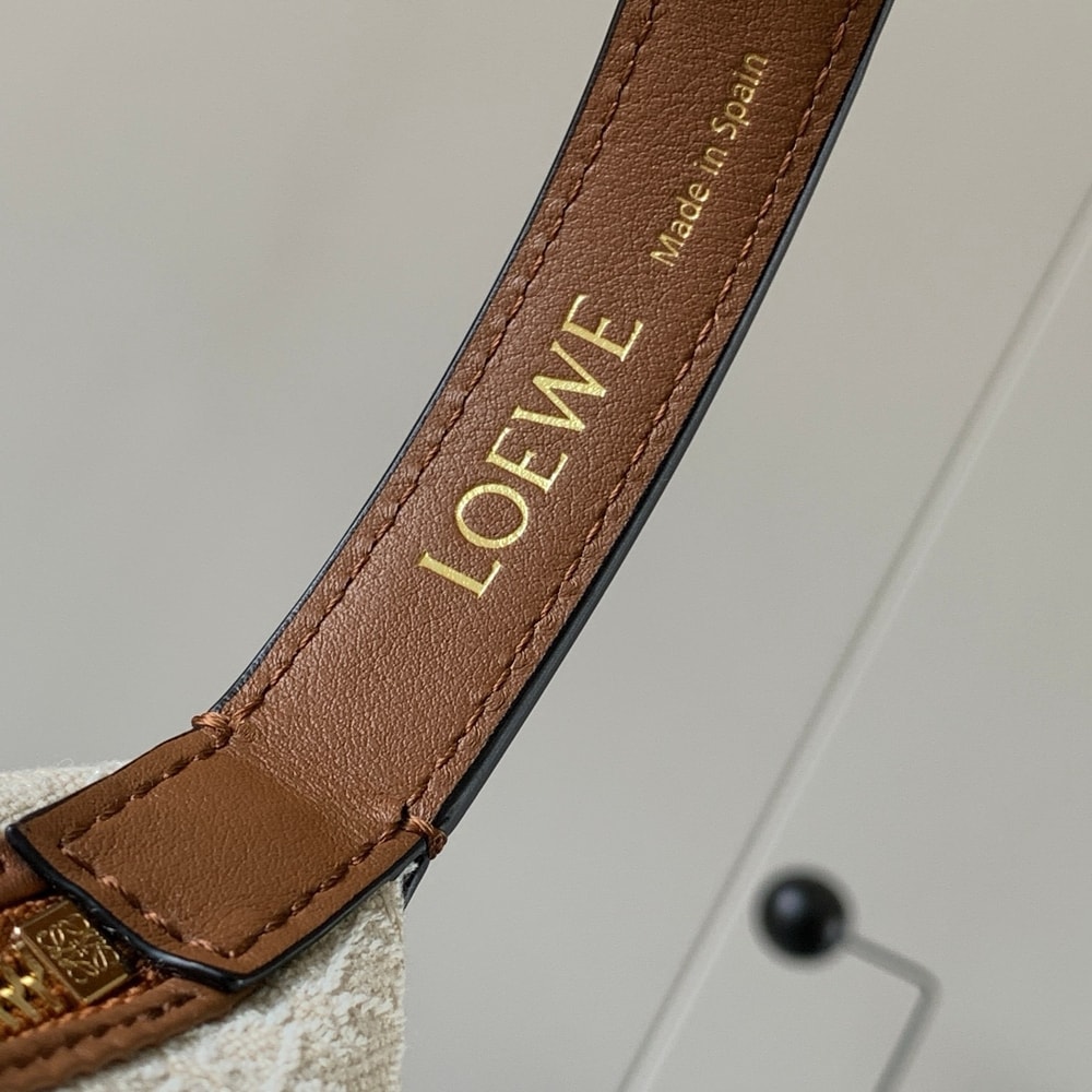 6-135.jpg LOEWE Jacquard Anagram Calfskin Small Cubi Bag(HIGH-END GRADE)