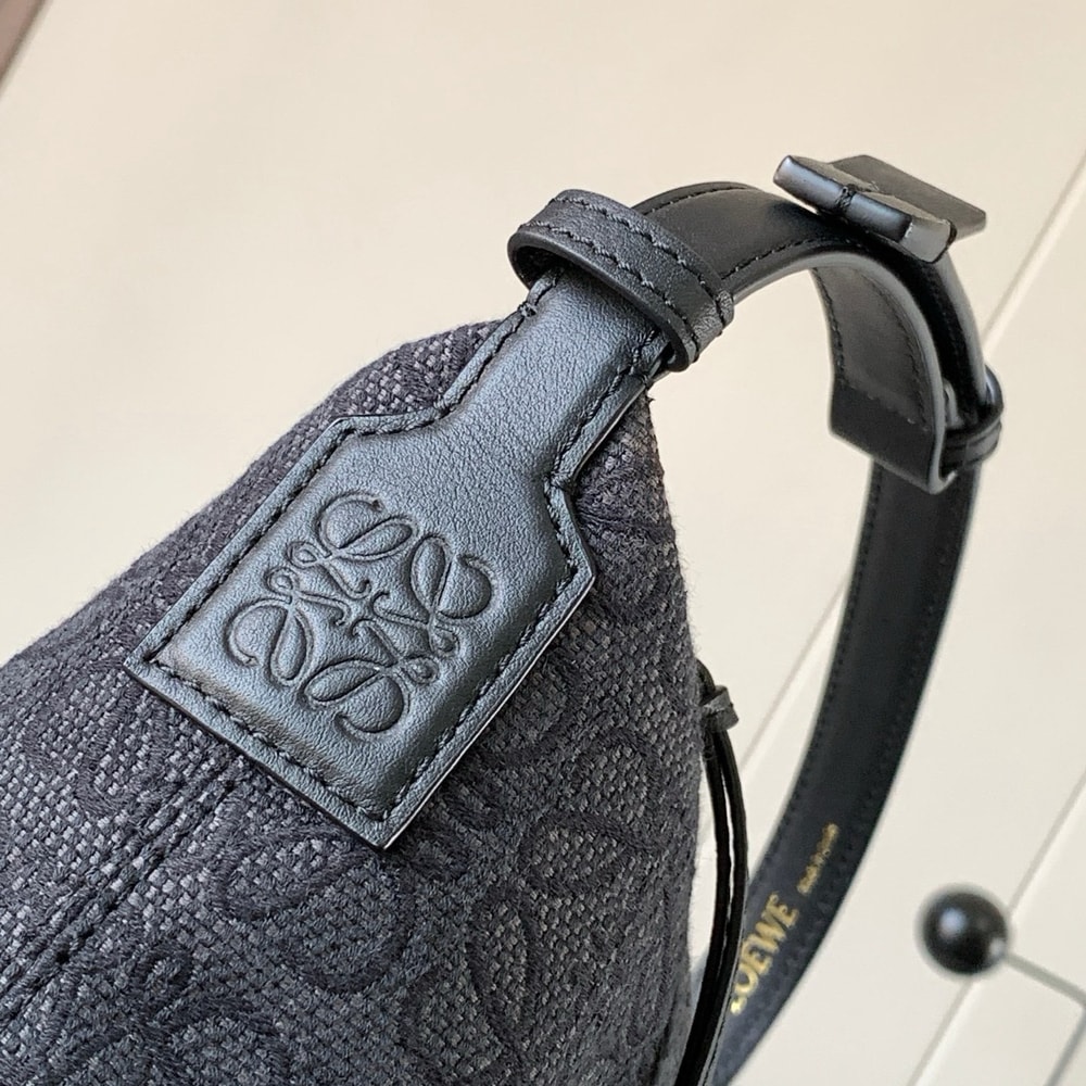 6-138.jpg LOEWE Jacquard Anagram Calfskin Small Cubi Bag(HIGH-END GRADE)
