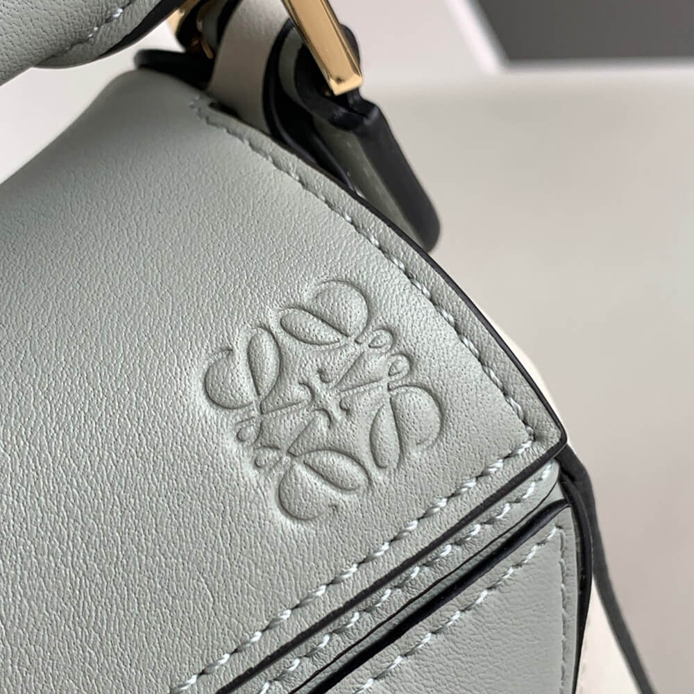 6-24-1.jpg LOEWE Mini Puzzle bag