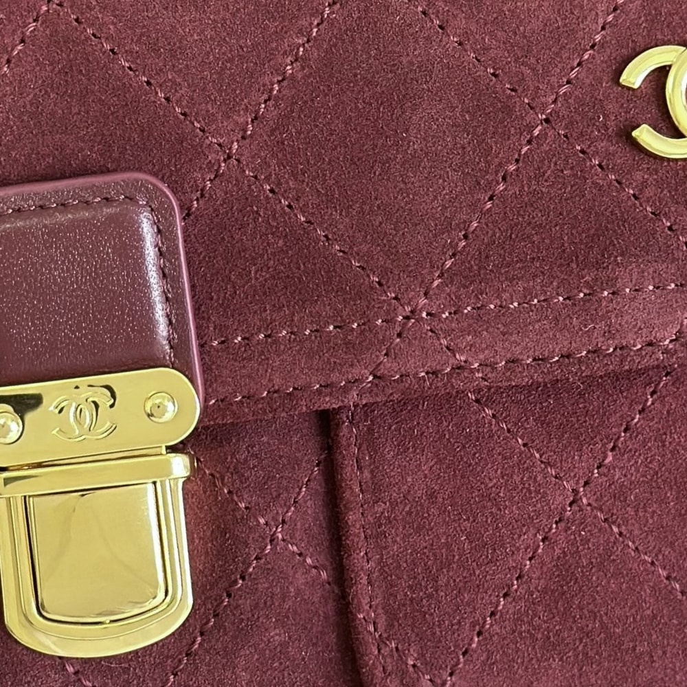 6-270.jpg CHANEL Backpack(HIGH-END GRADE)