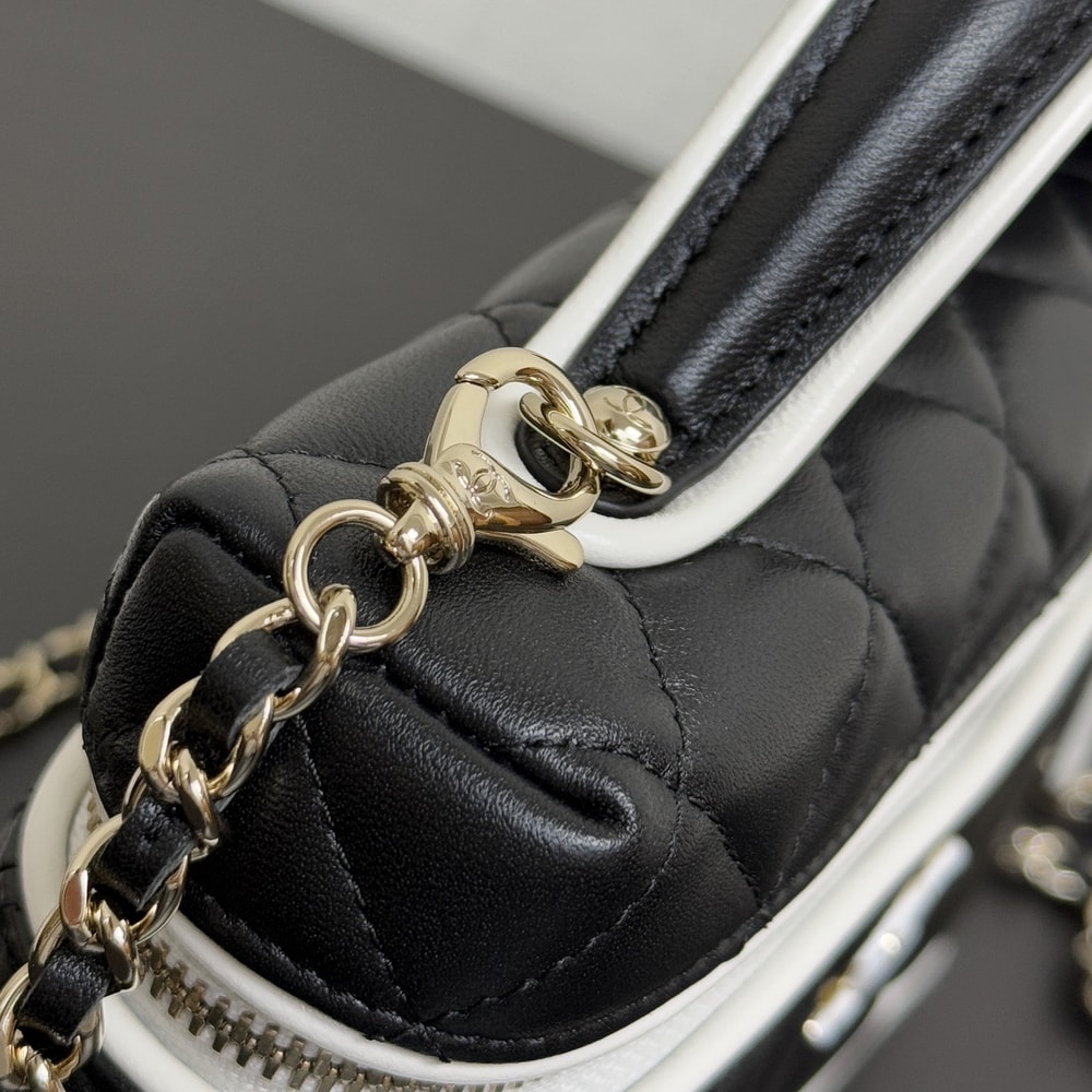 6-278.jpg CHANEL Vanity Case(HIGH-END GRADE)