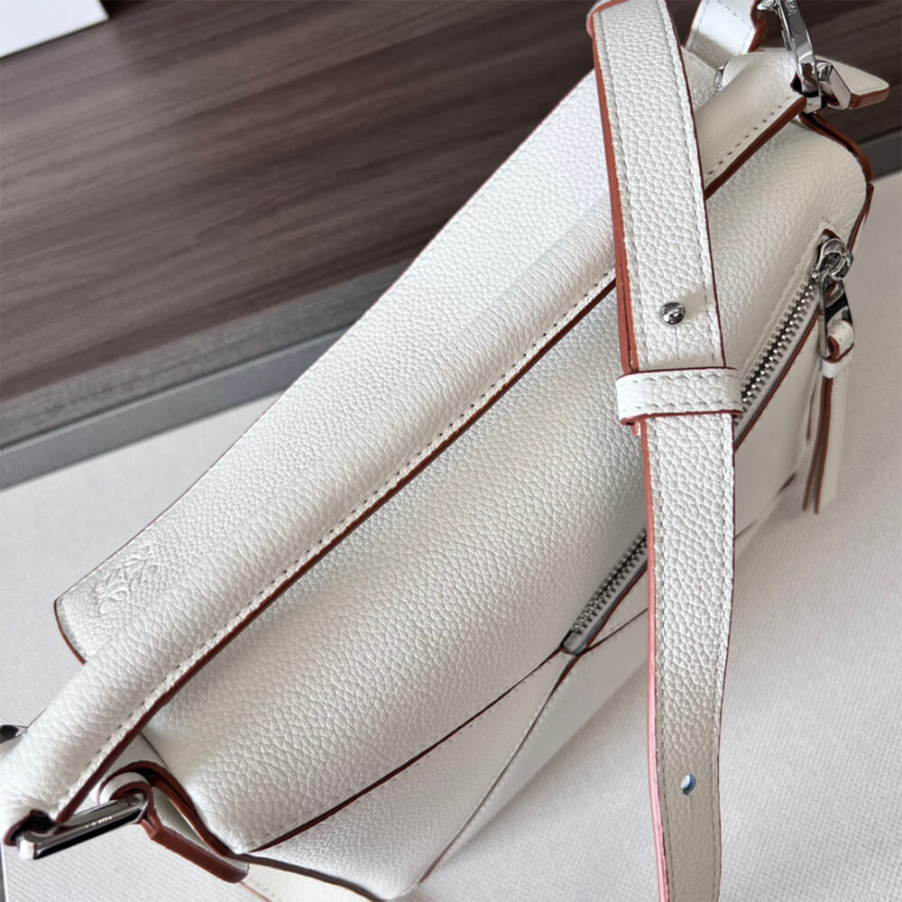 6-41-1.jpg LOEWE Small Puzzle Bag