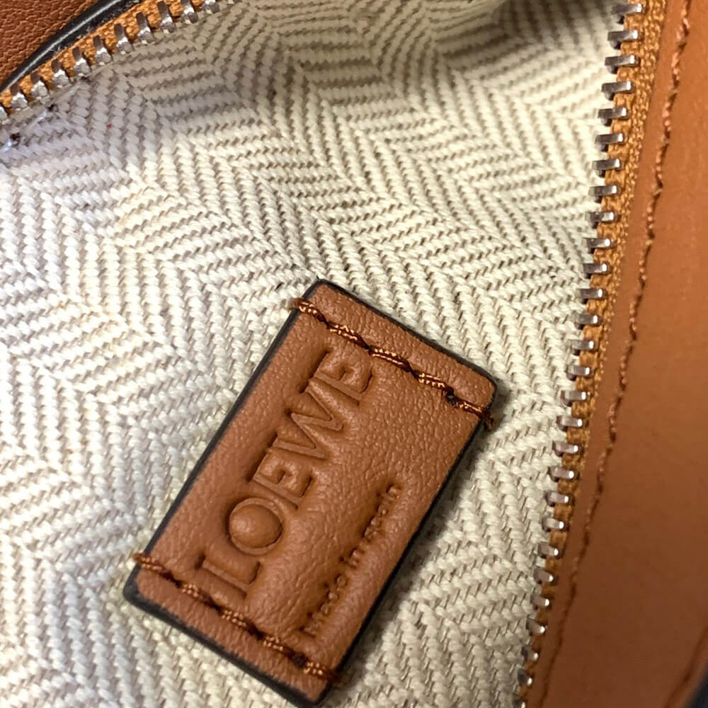 7-18.jpg LOEWE Mini Puzzle bag