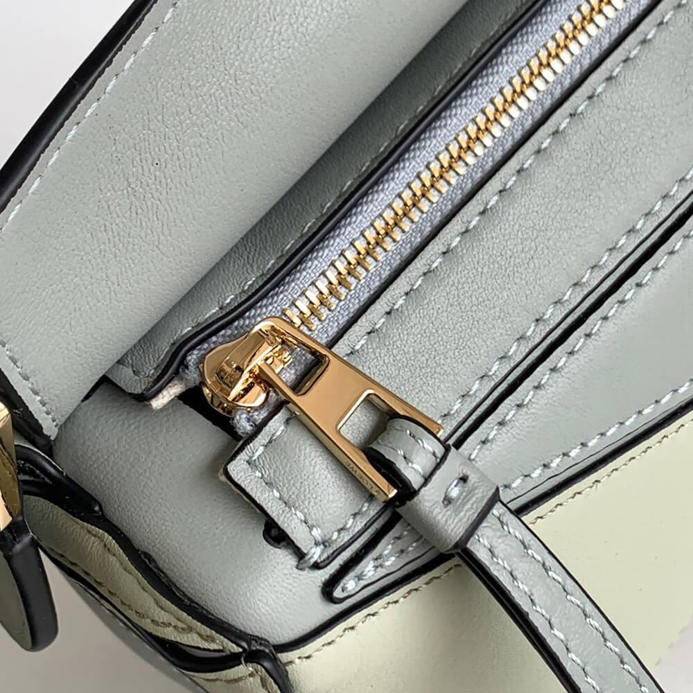 7-24-1.jpg LOEWE Mini Puzzle bag