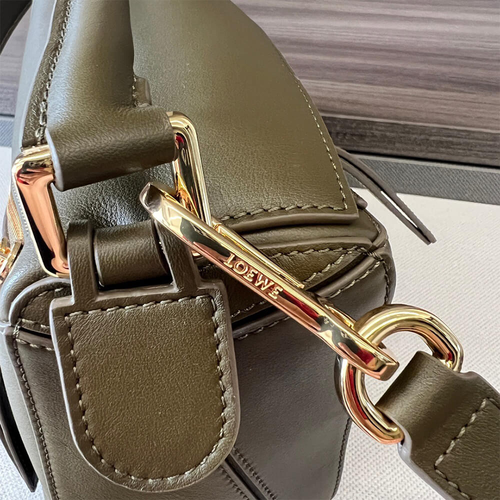 7-36.jpg LOEWE Small Puzzle Bag