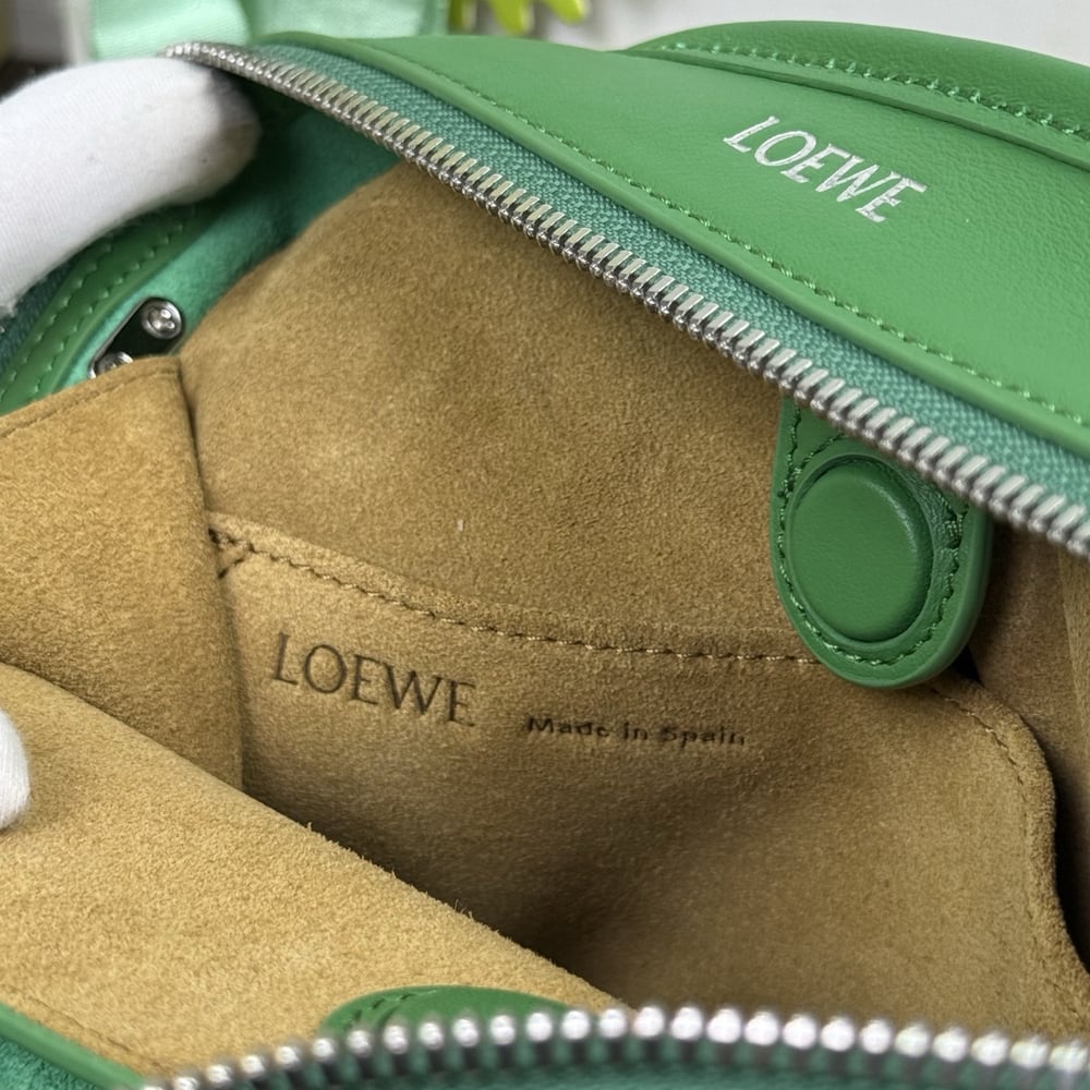 7-384.jpg Loewe Small Amazona 180 bag in soft calfskin(HIGH-END GRADE)
